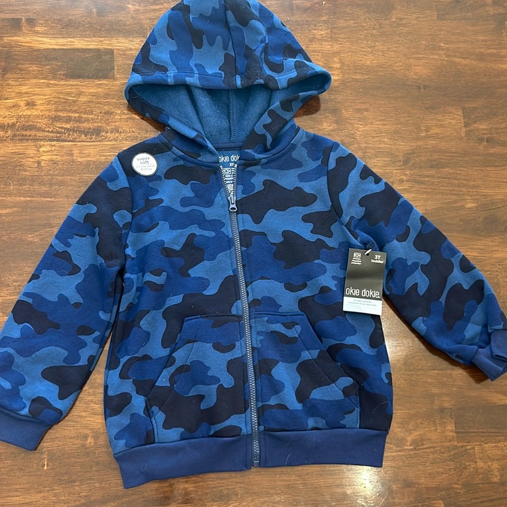 NWT 3T Blue Camo Lightweight Fleece Hoodie